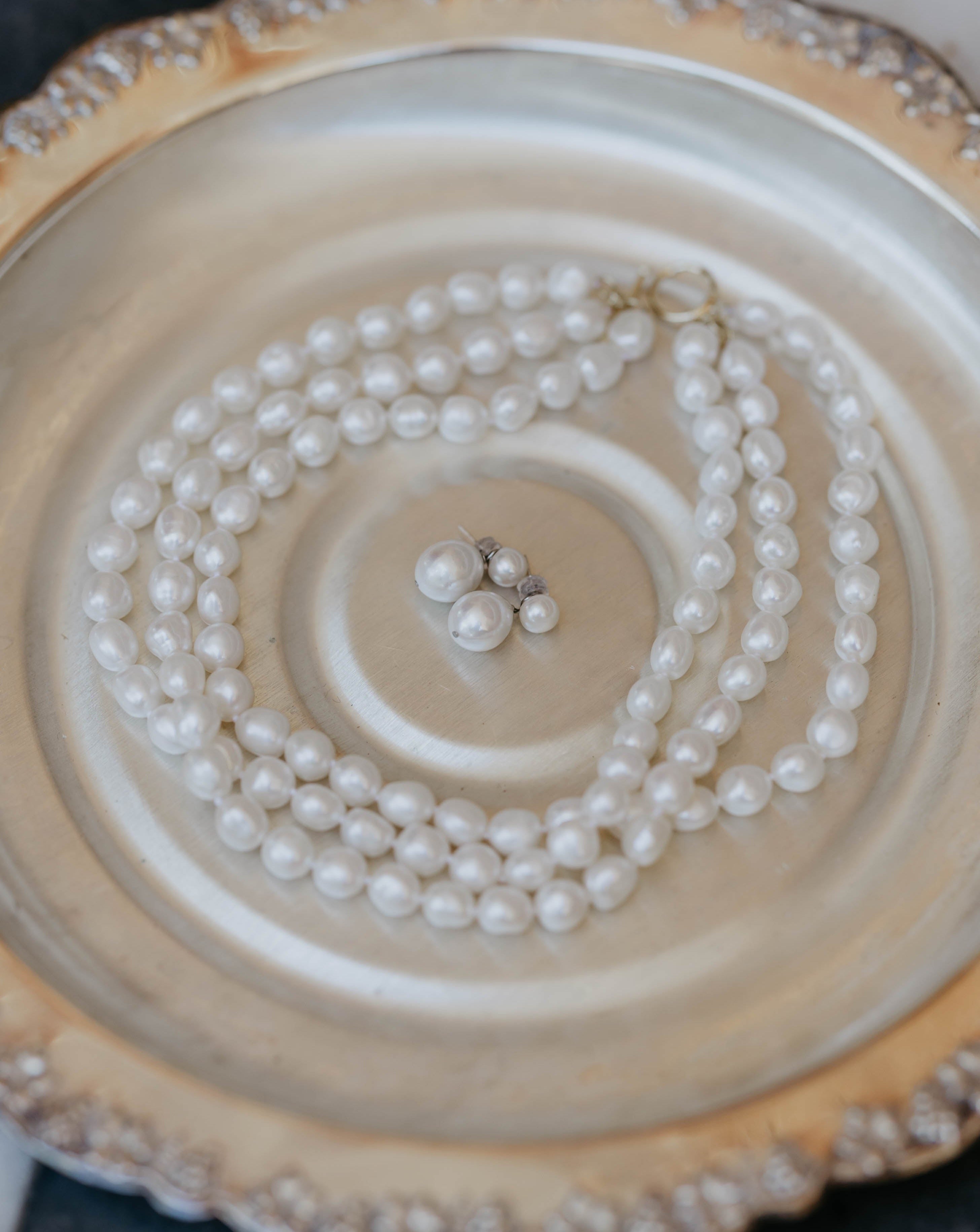 Pim Petite Pearl Earrings
