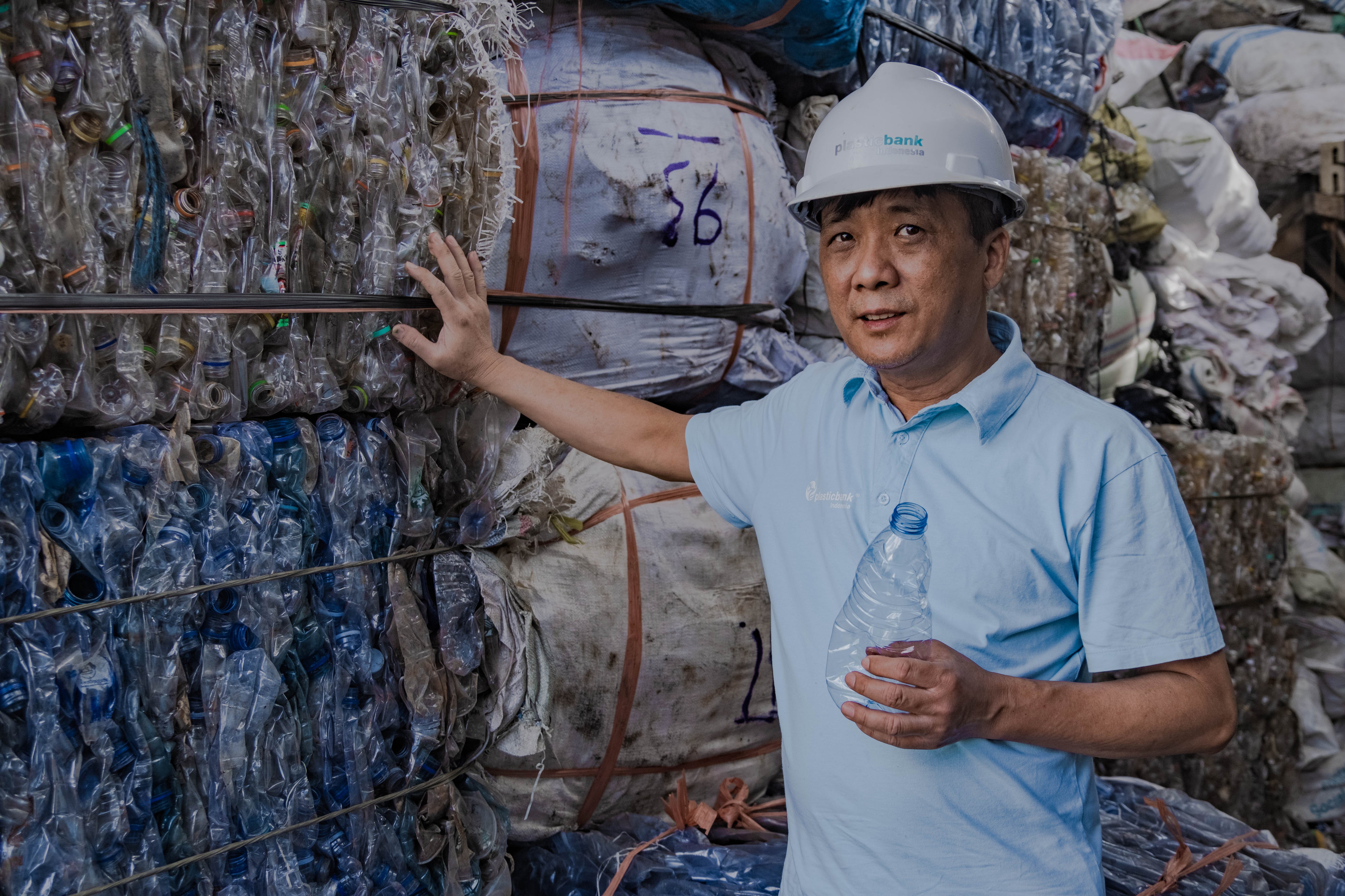 Remove 5 plastic bottles from our oceans