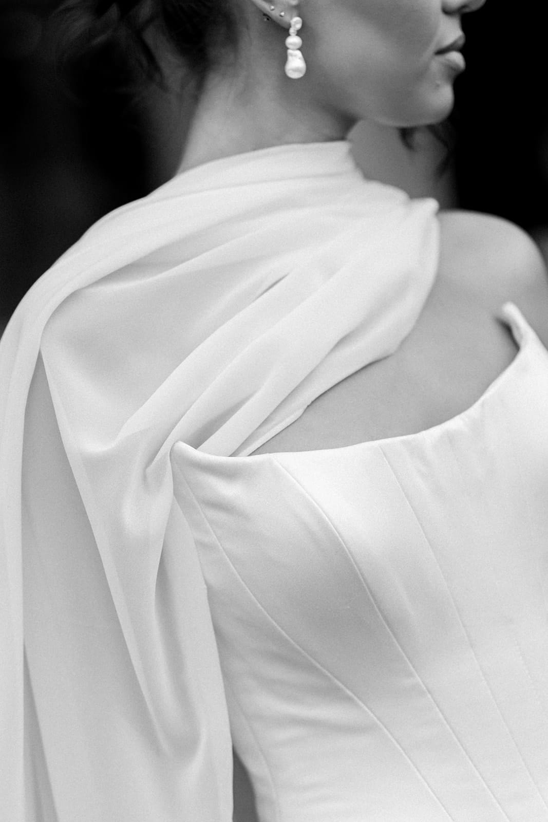 Yasmin Pearl Earrings