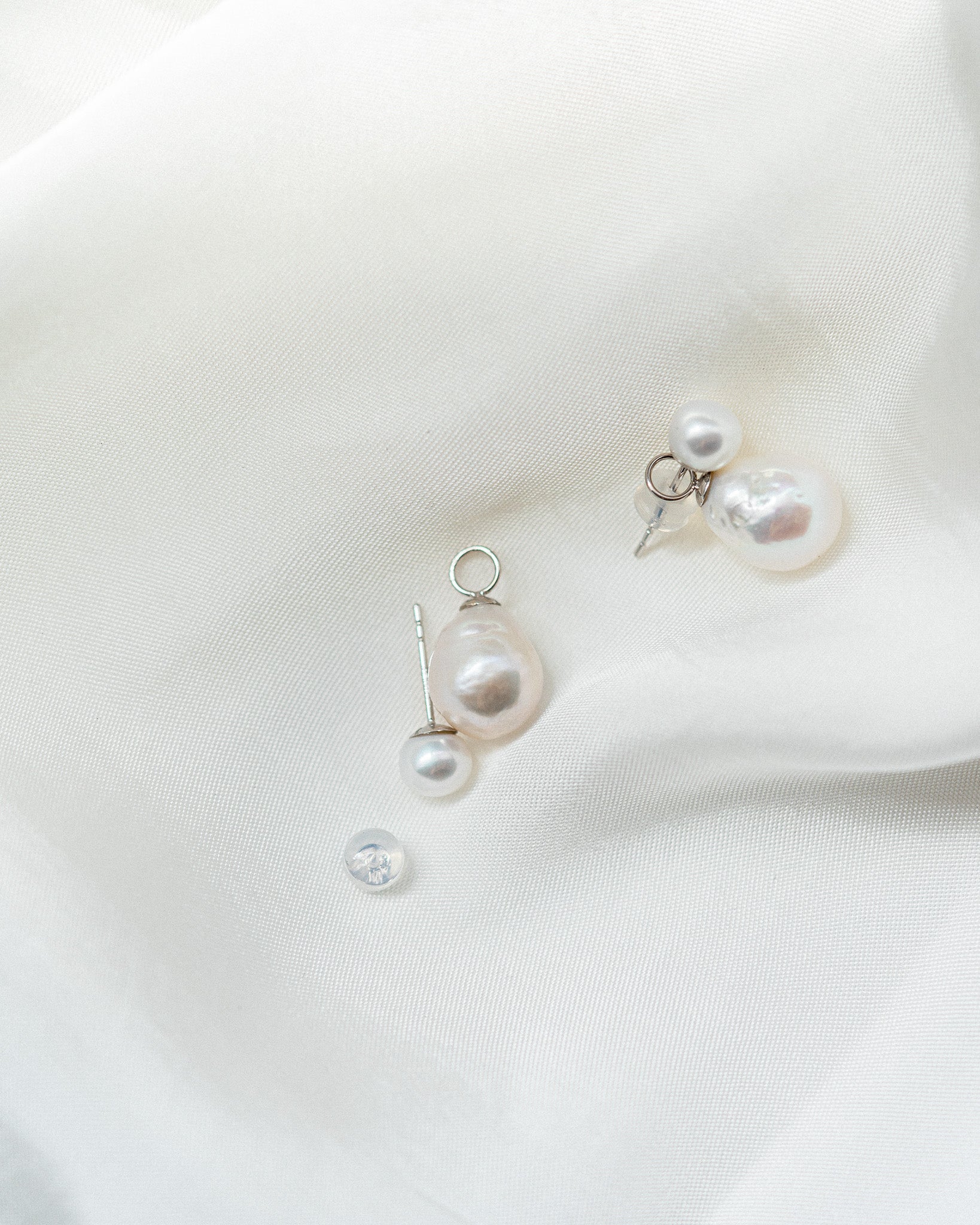 Pim Petite Pearl Earrings | Solid Gold