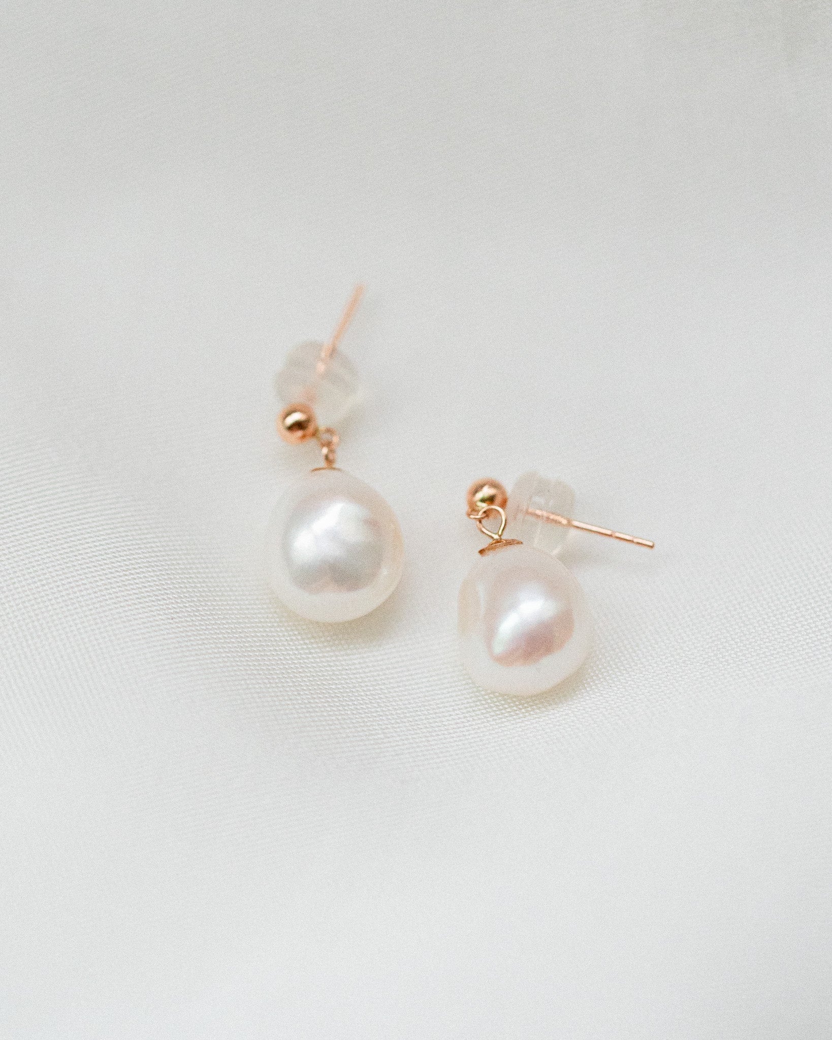 Elisse Single Drop Stud | Solid Gold