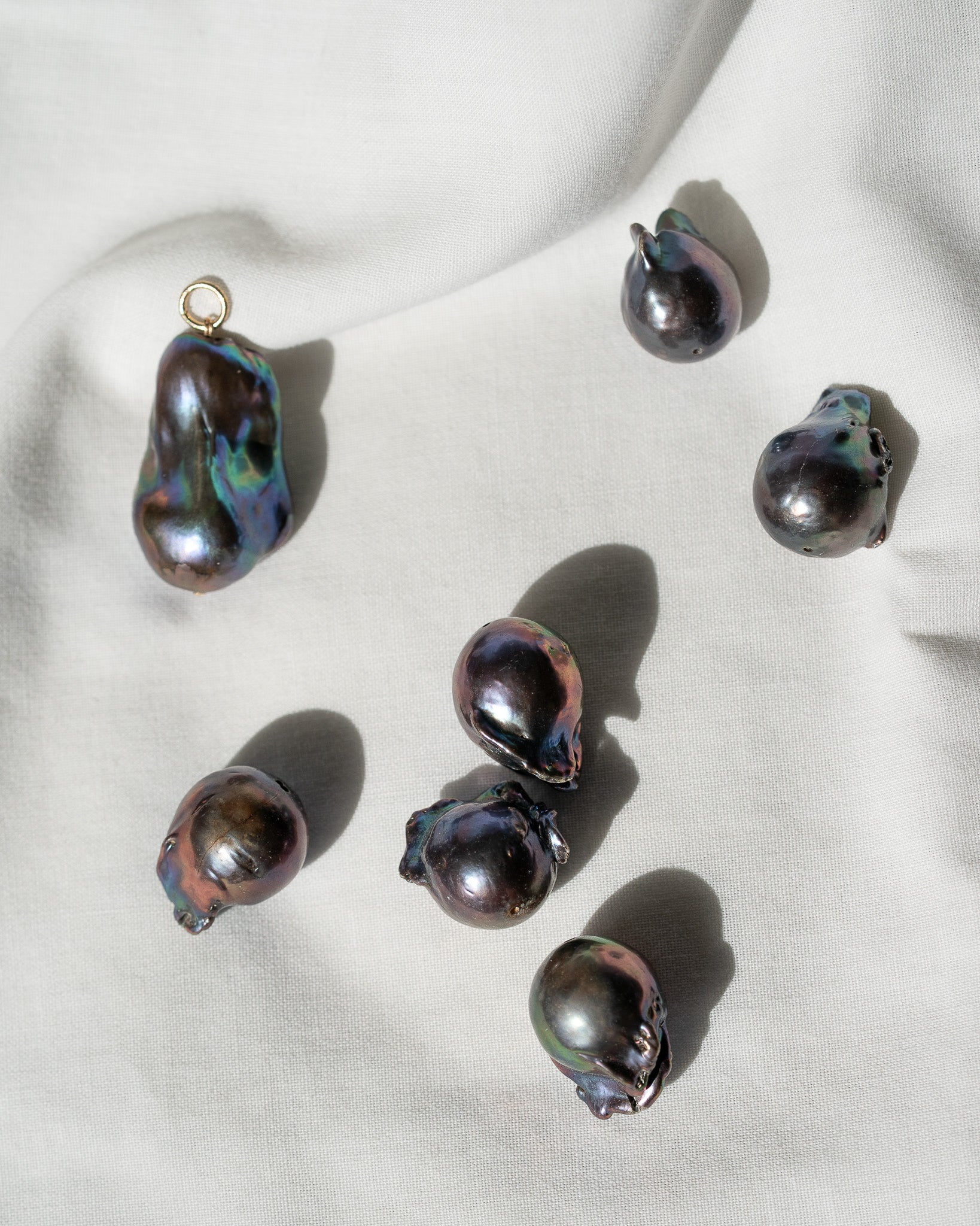 Morgana Black Pearl Pendants