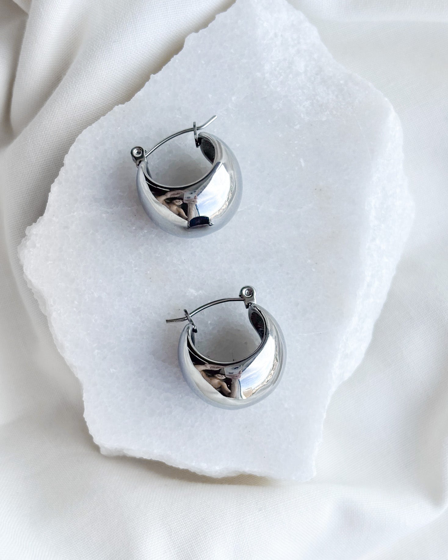 Medium Dome Earrings