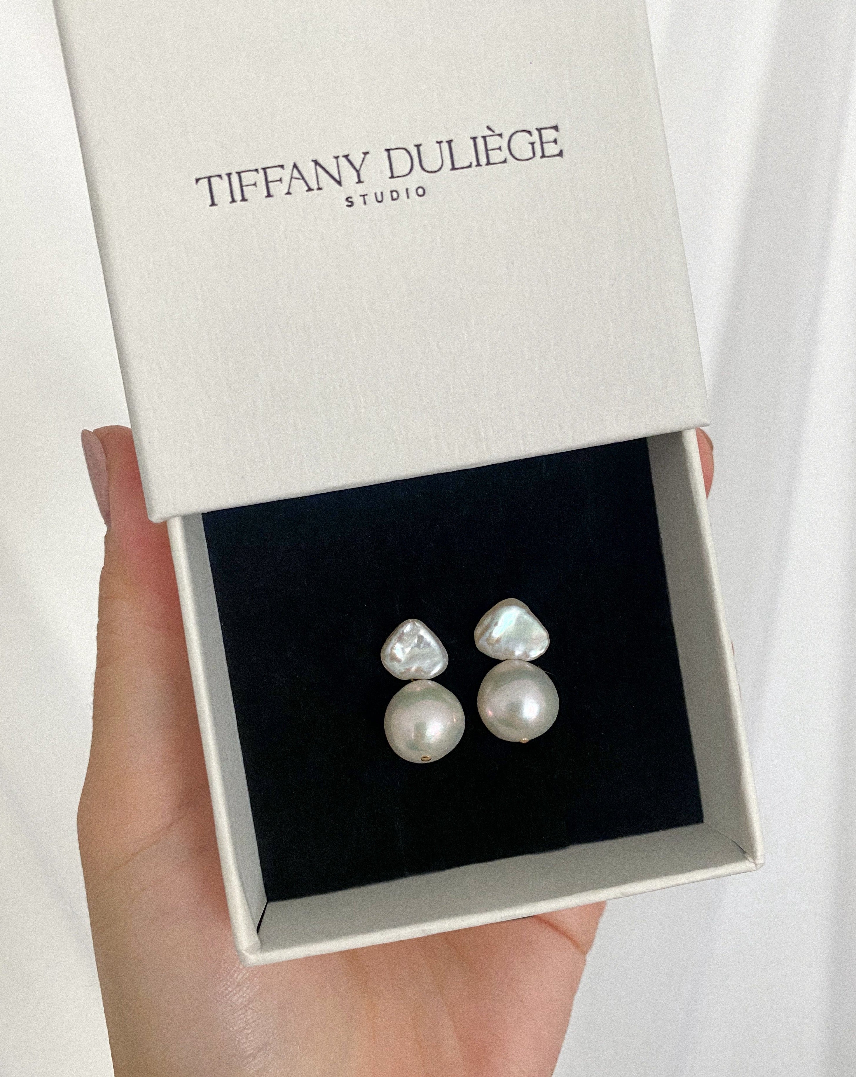 Pim Petite Pearl Earrings
