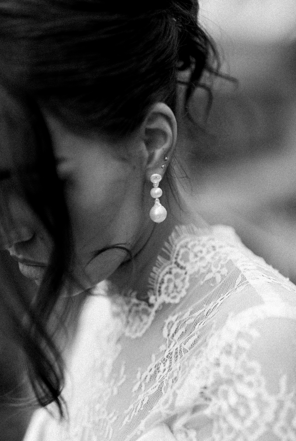 Yasmin Pearl Earrings