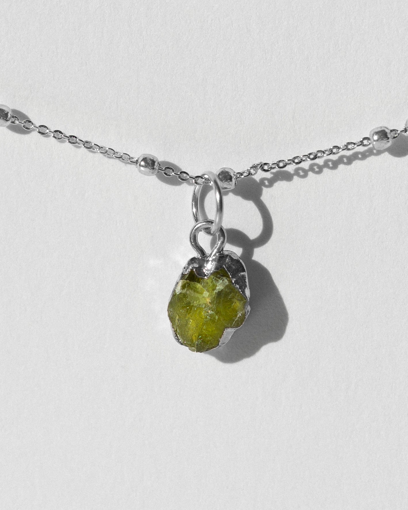 August | Peridot Birthstone Necklace
