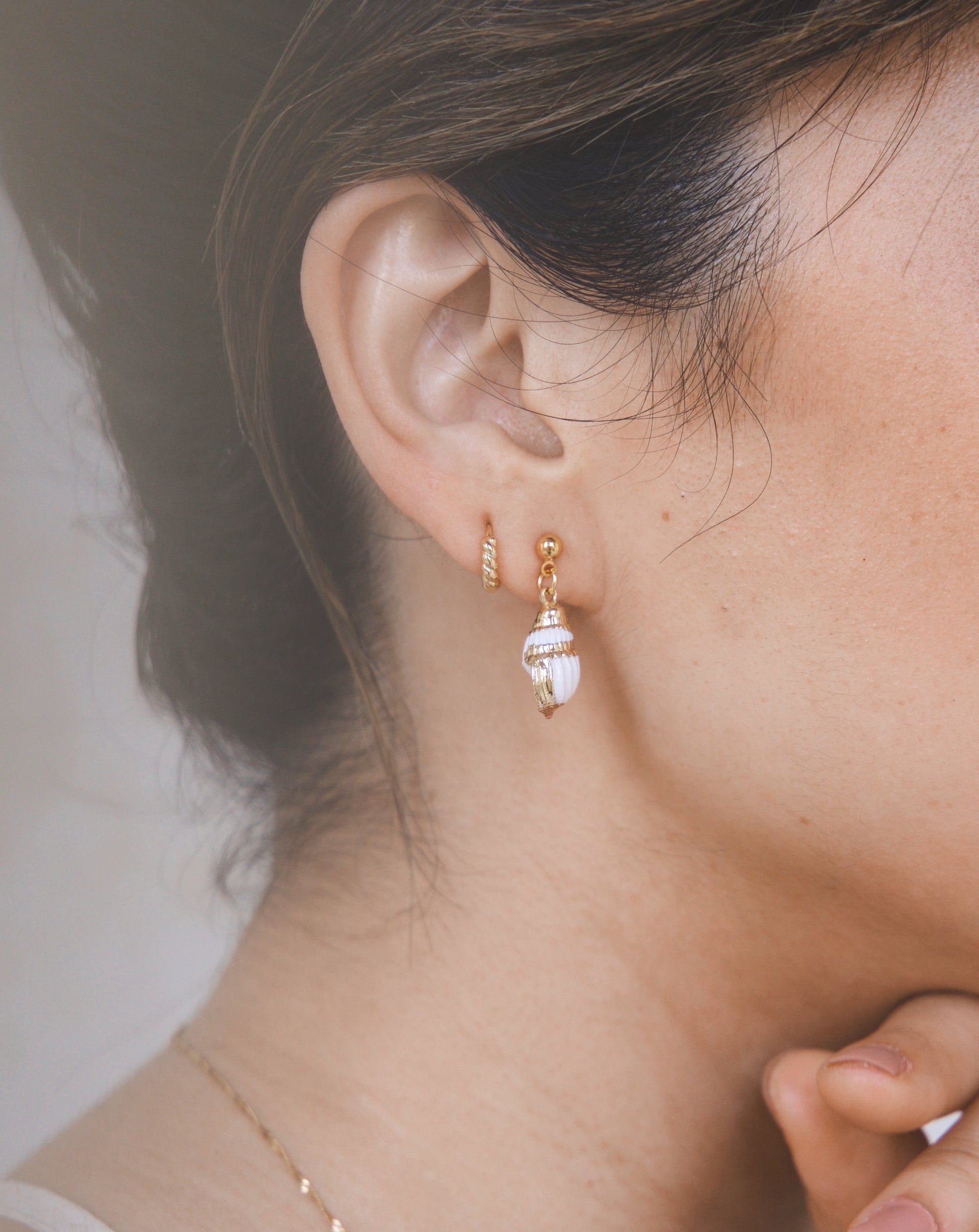 Cleo Mini Shell Studs