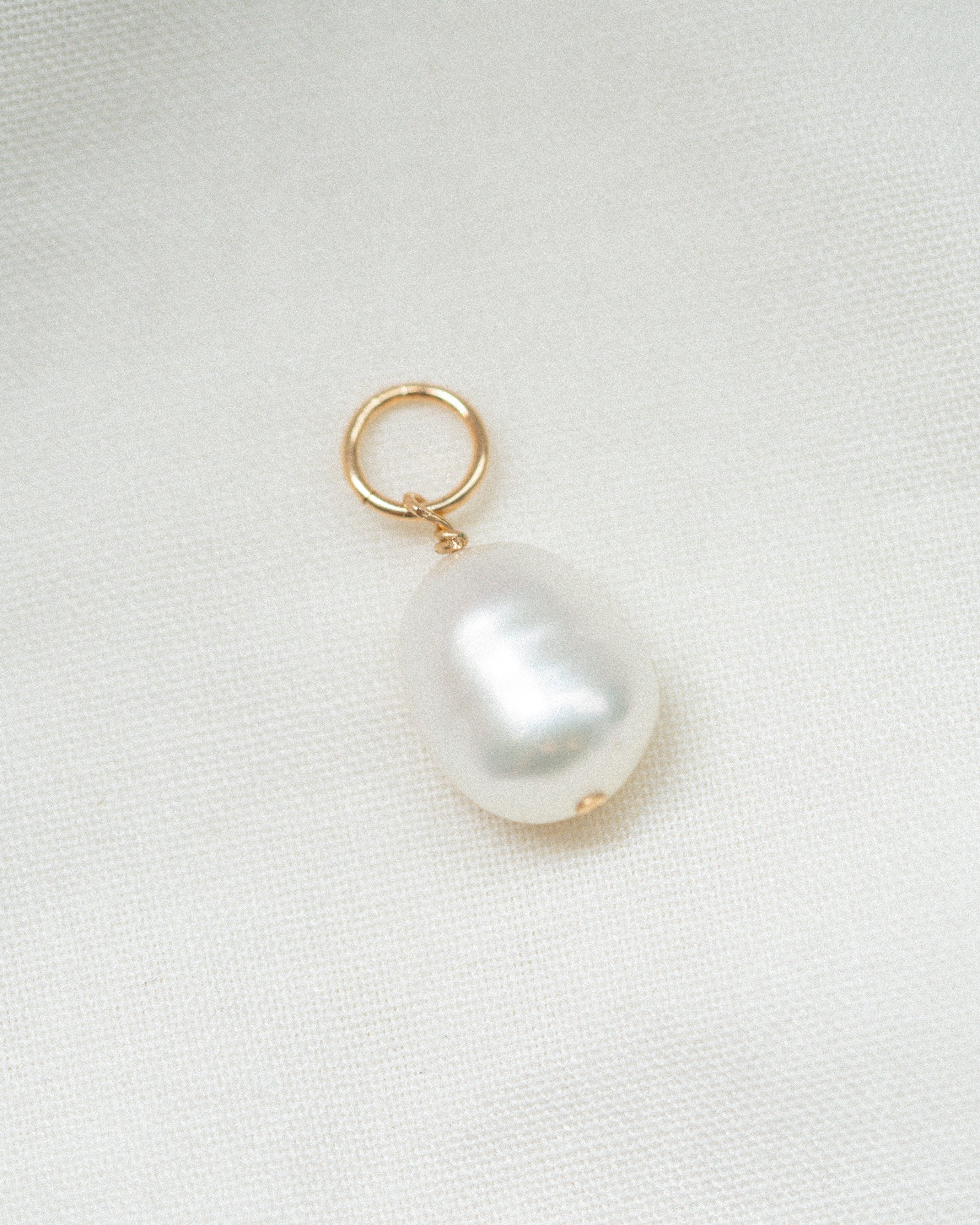 Elisse Pearl Pendant