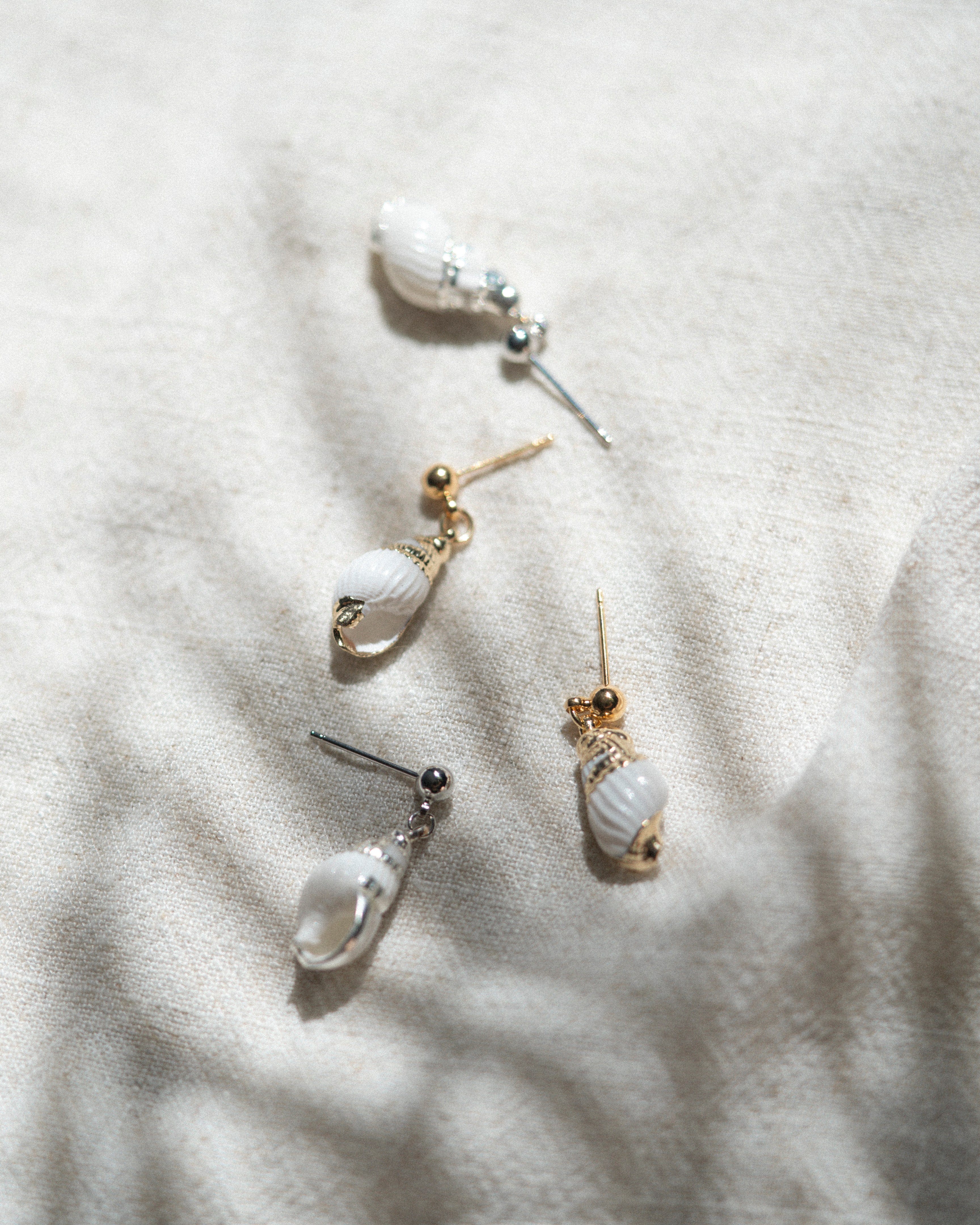 Cleo Mini Shell Studs
