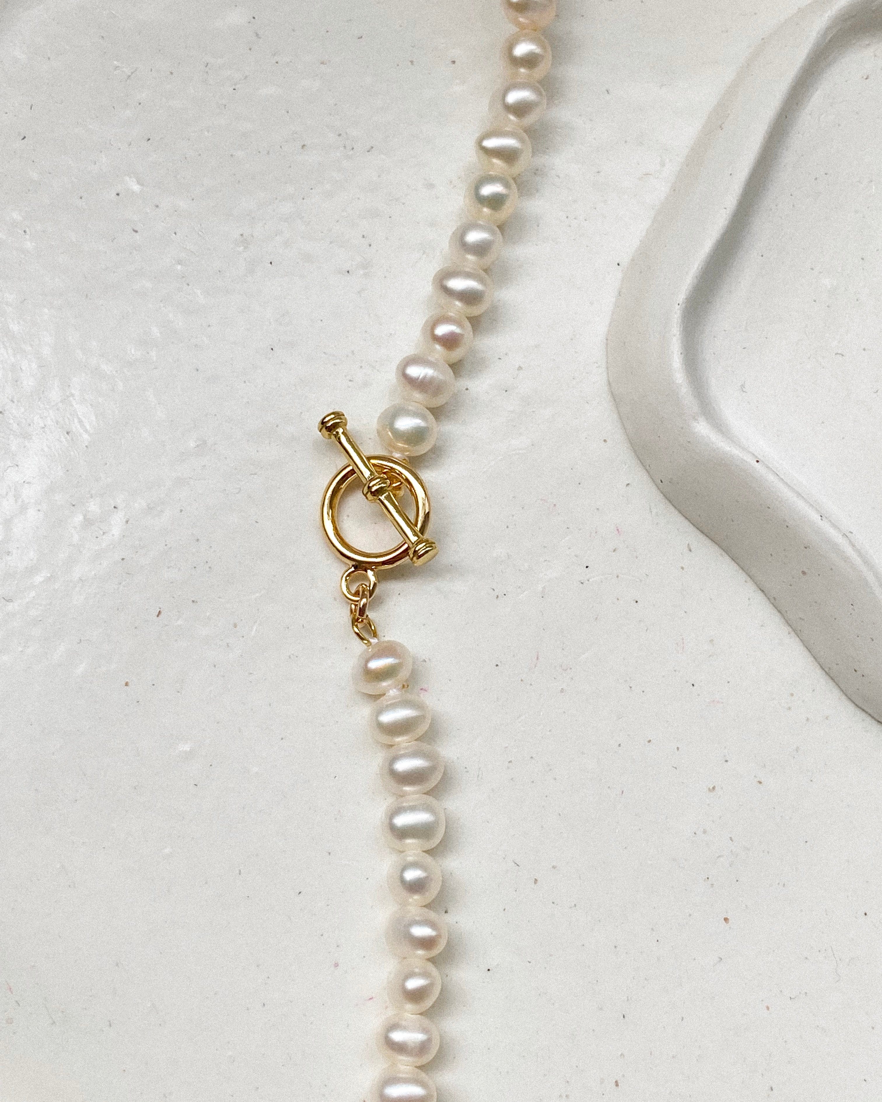 Adeline Pearl Choker