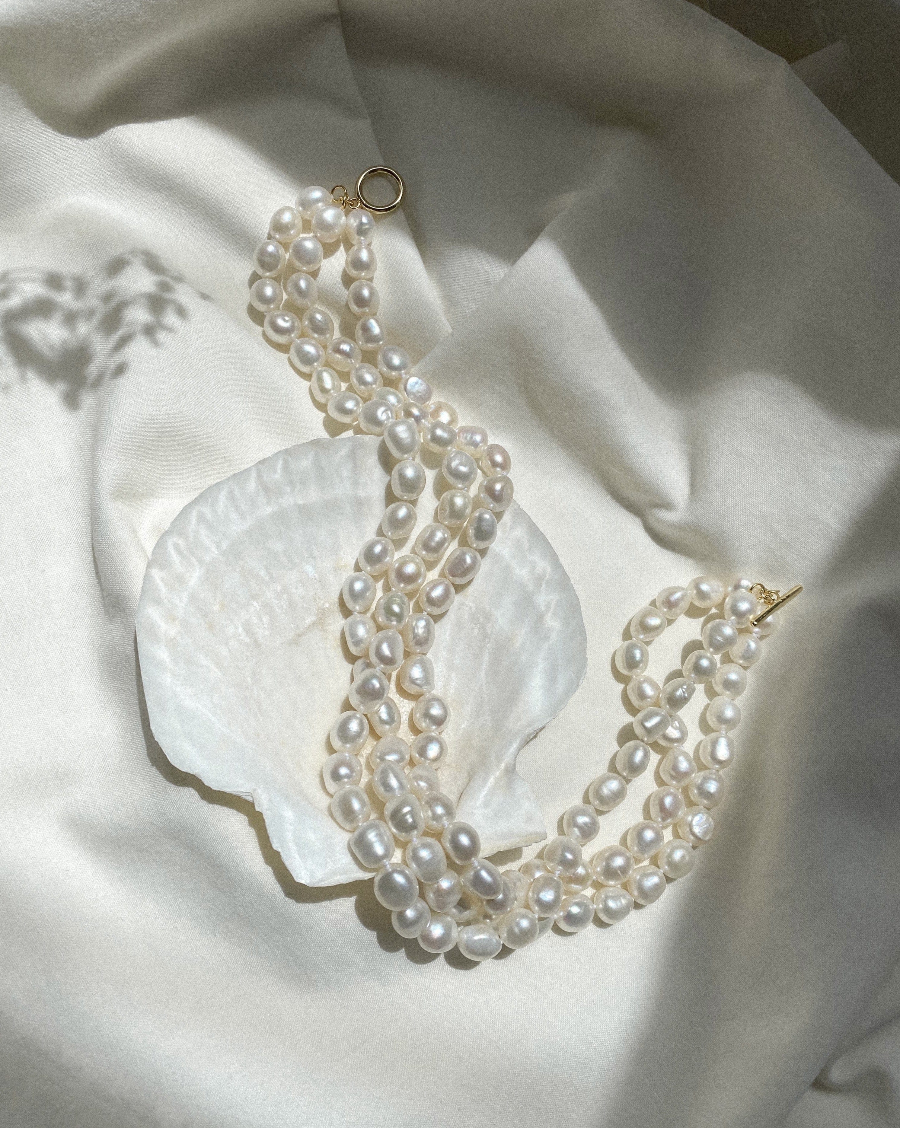 Elisse 3 Row Pearl Choker