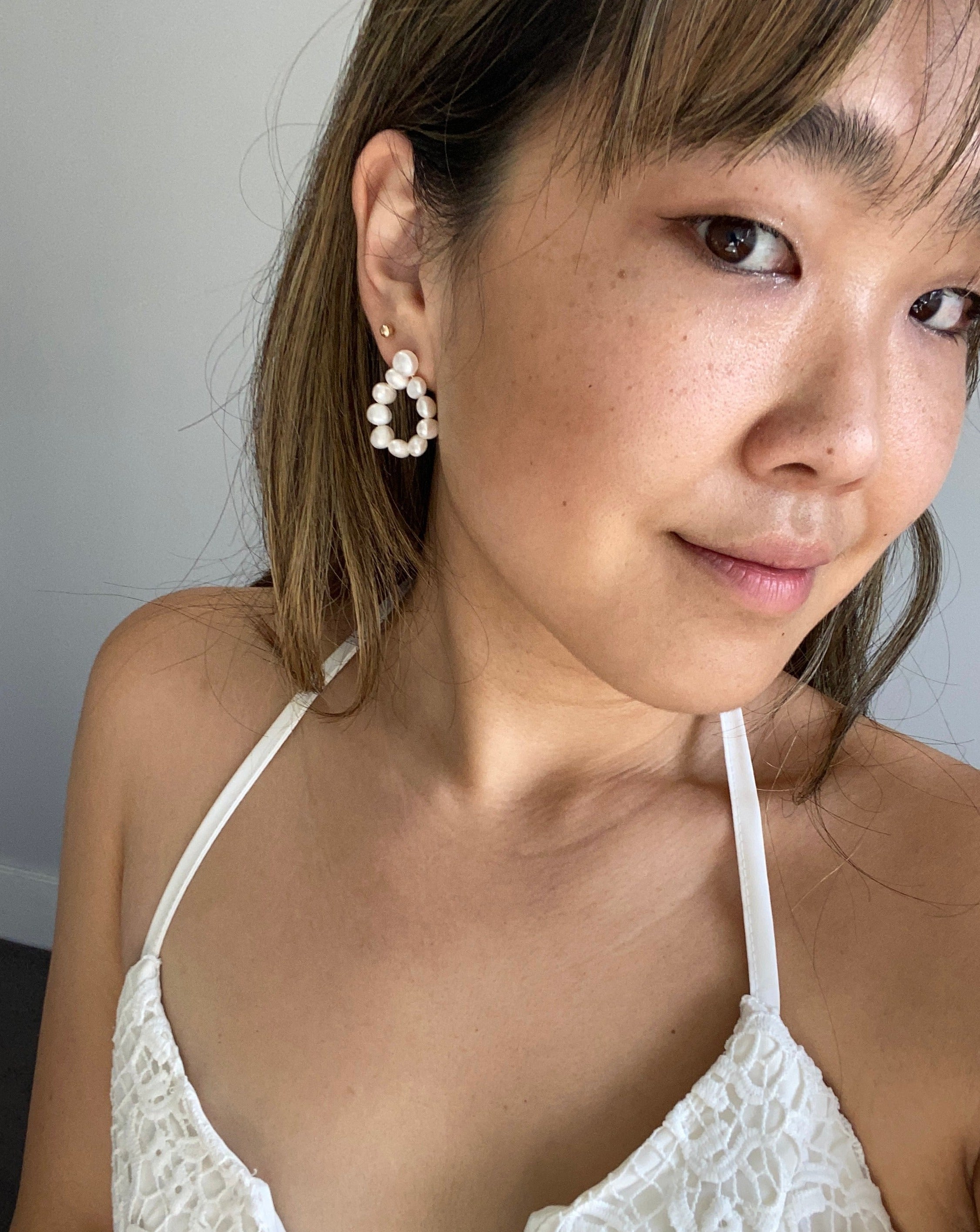 Julia Pearl Earrings