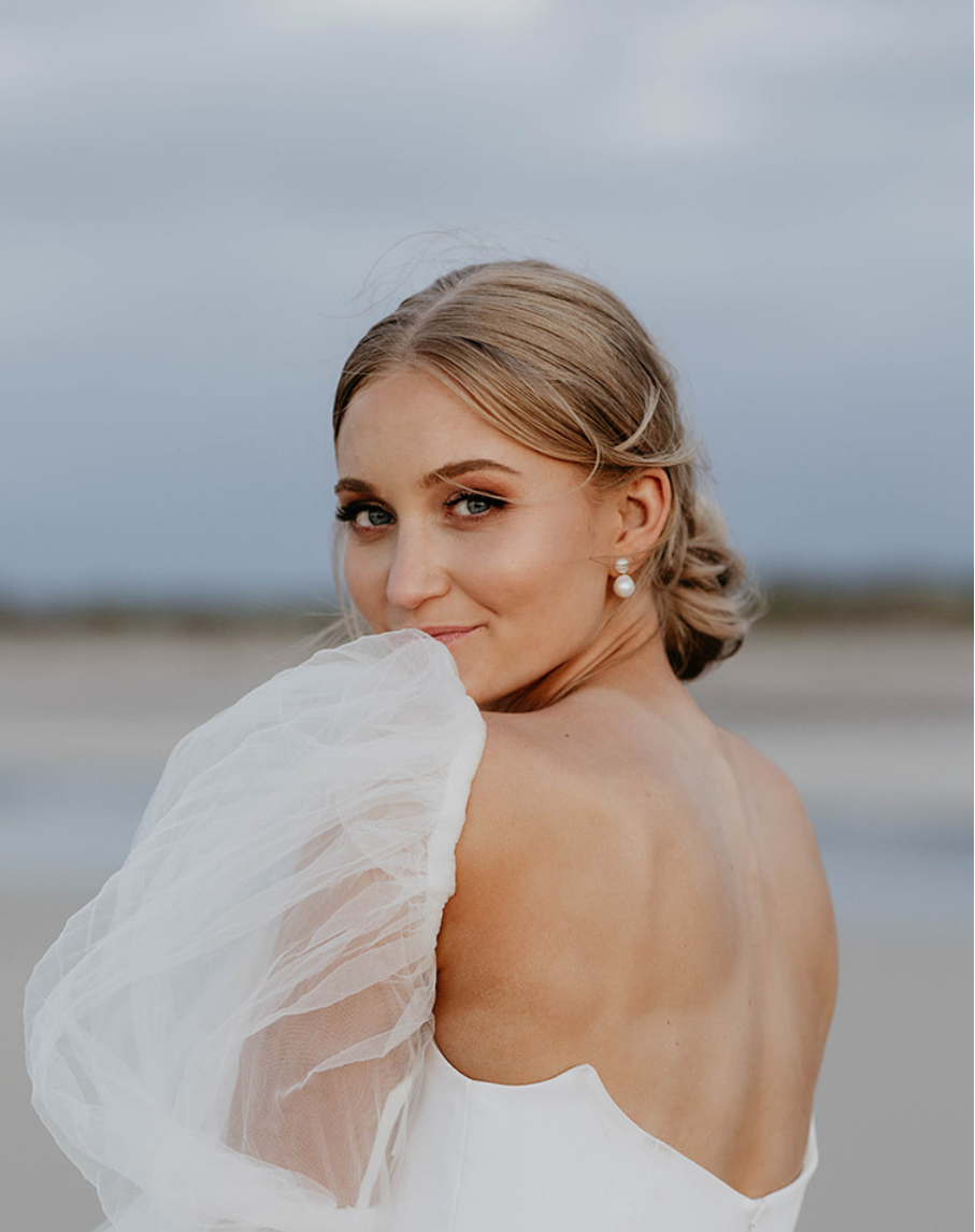 Pim Petite Pearl Earrings