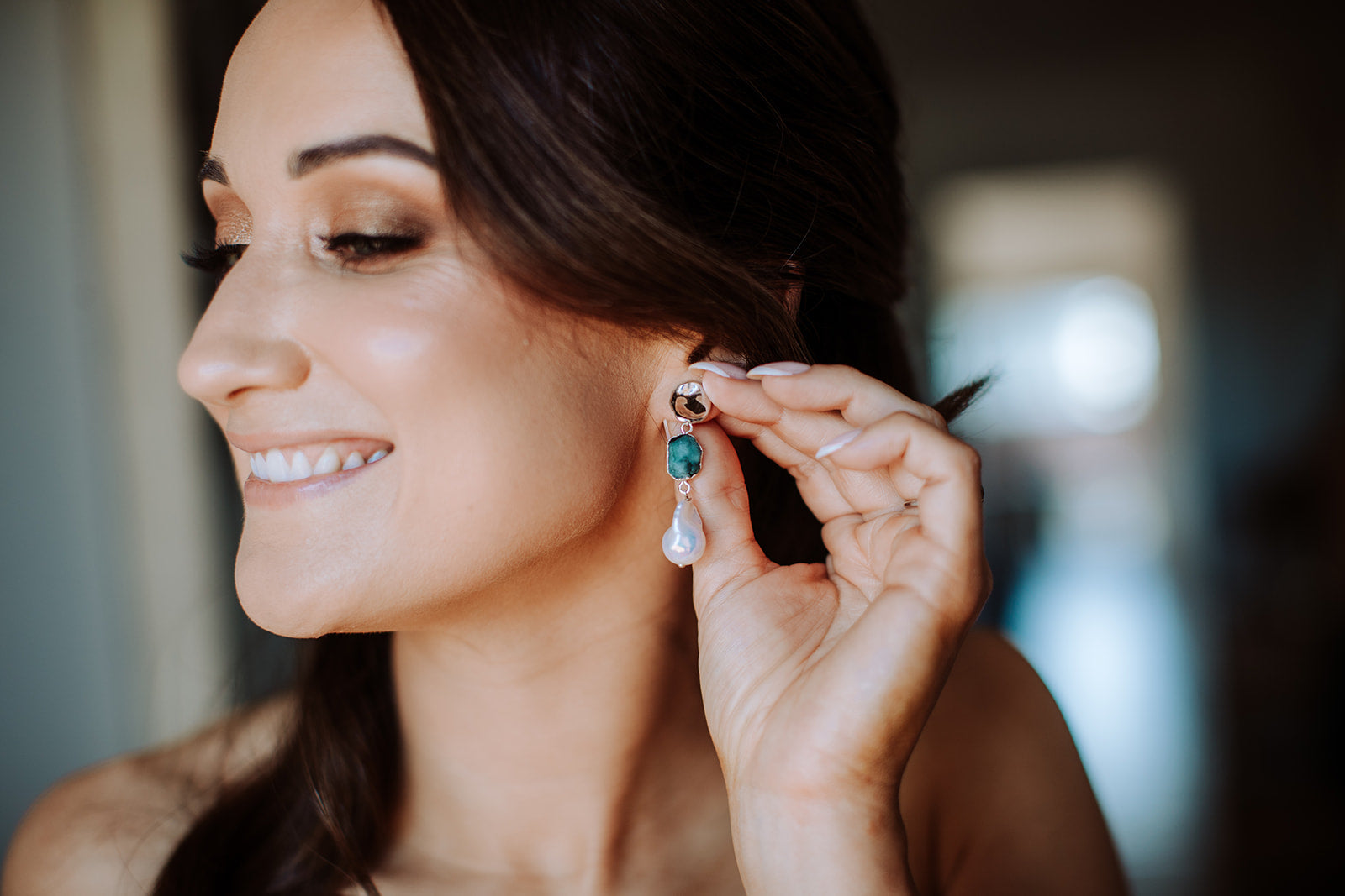 May | Emerald Birthstones x Pearls Earrings