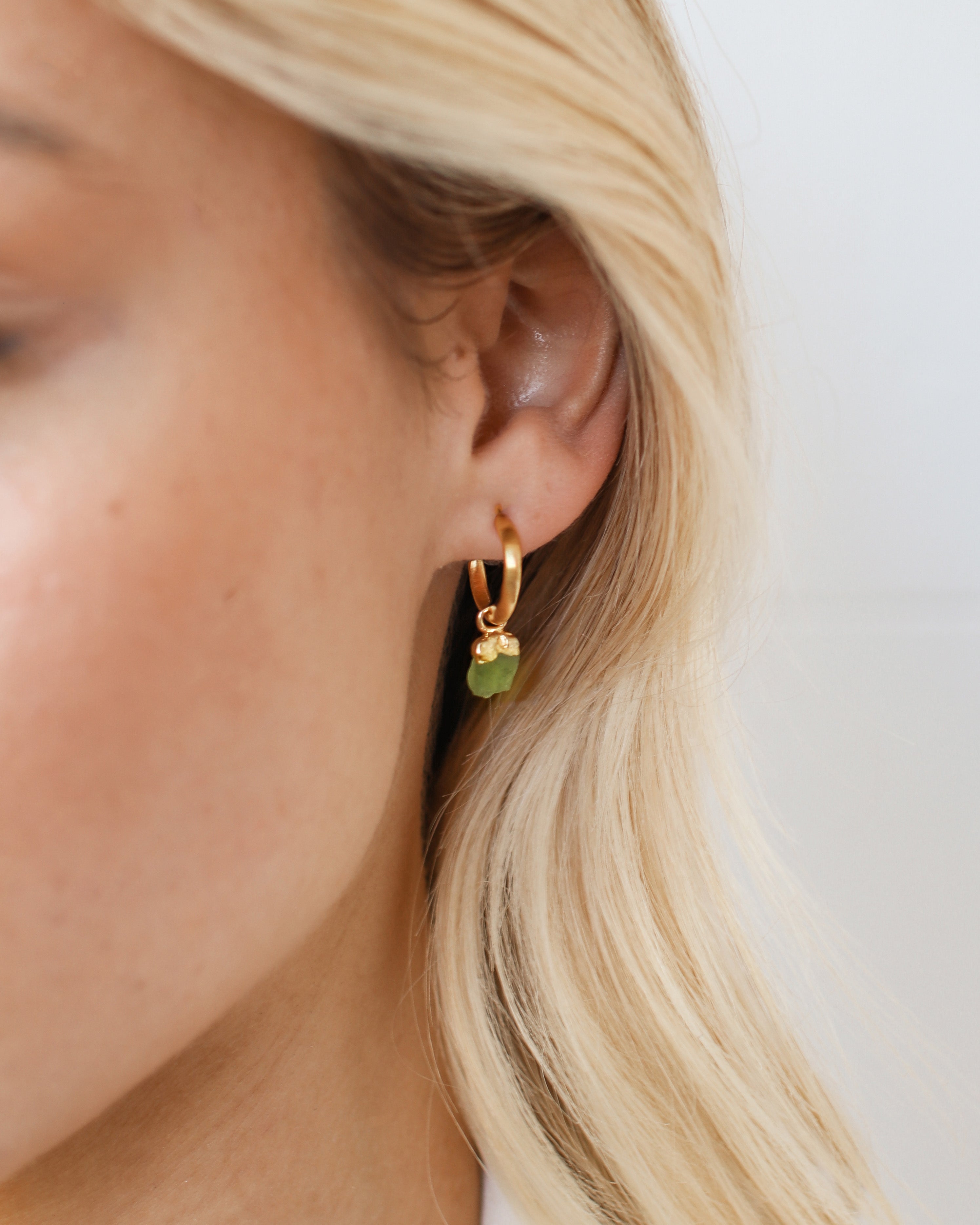 August | Peridot Birthstone Birthstone Earrings