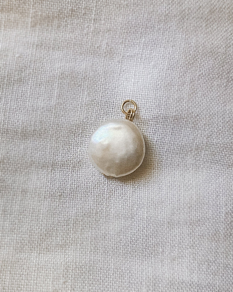 Lua Pearl Pendant