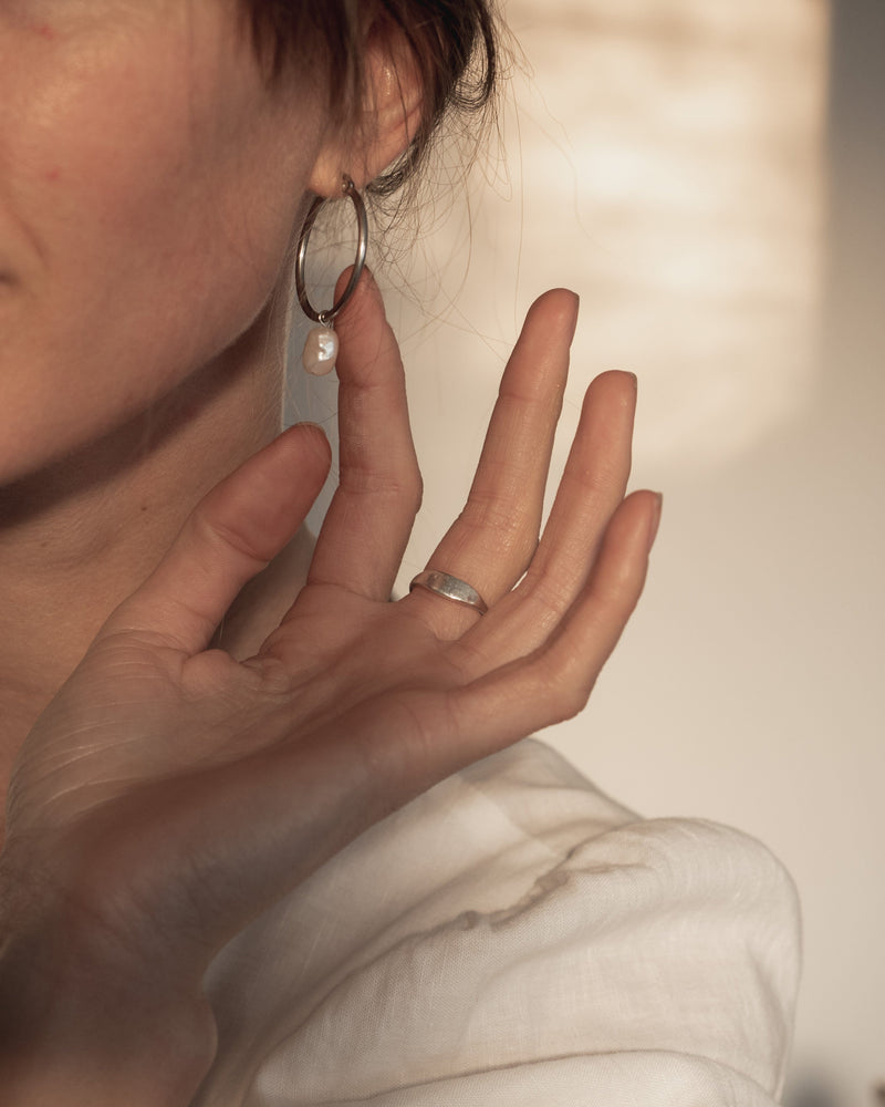 Elisse Pearl Hoops