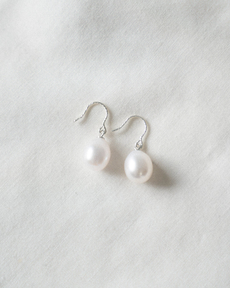 Audrey Pearl Earrings II